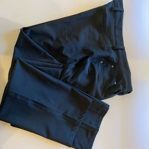 Greg Norman men’s flat front, straight leg flex tech pant.34x32.